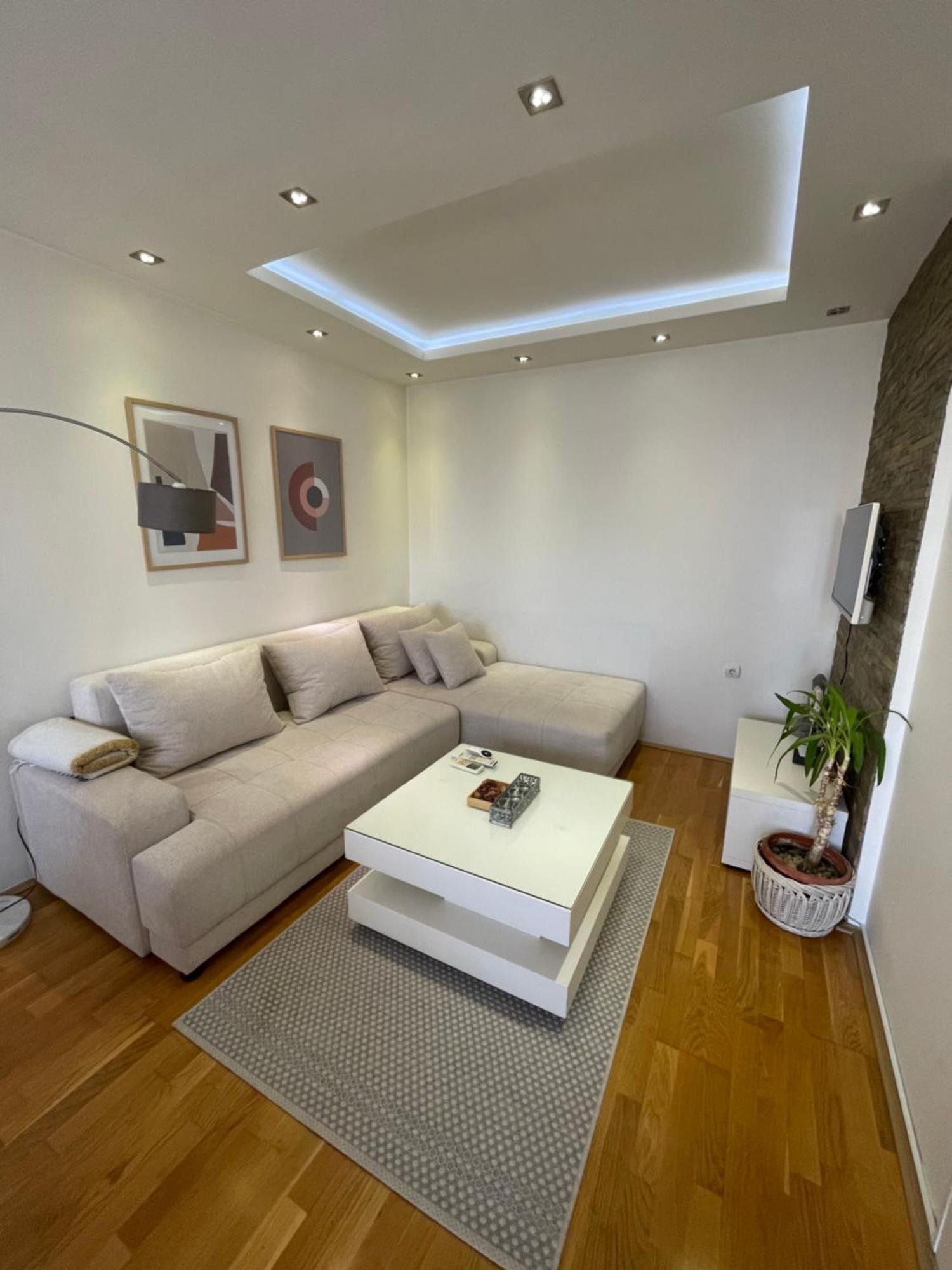 Charme Apartman Kruševac Exteriér fotografie